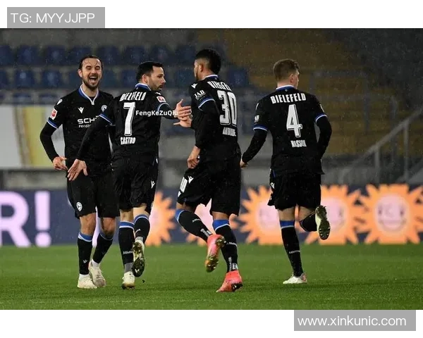 足球比分直播:今晚的欧洲联赛赛事速报 足球比分直播:今晚的欧洲联赛赛事速报